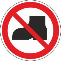 Schilder "Tragen von Straßenschuhen verboten"